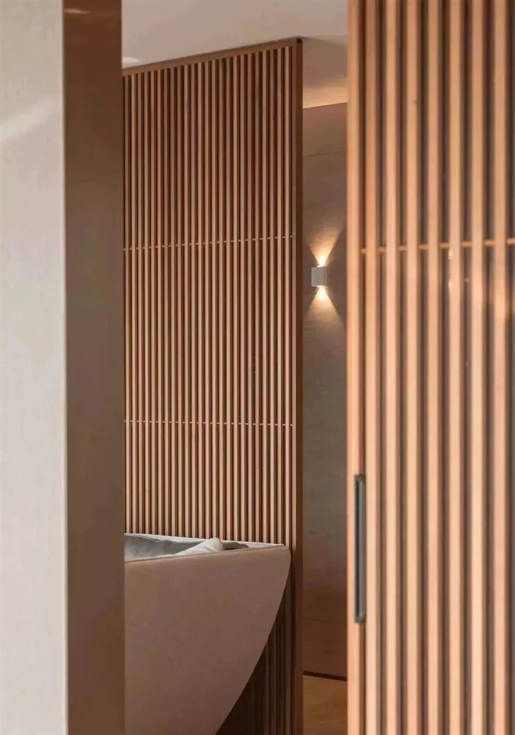 Classic Wooden Grain WPC Wall Cladding